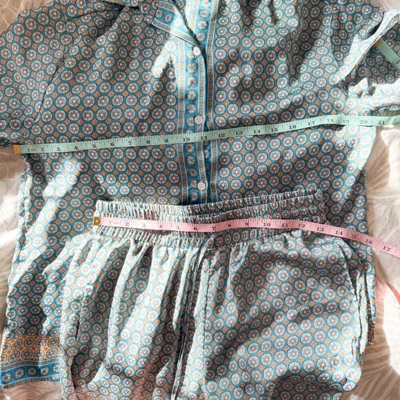 Max Studio Women’s Pajama Set Comfy Size Medium EUC - Picture 6 of 6